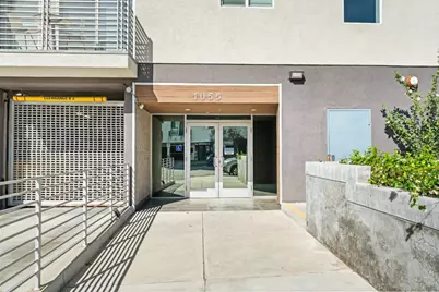 1055 S Serrano Ave 305, Los Angeles, CA 90006 - Photo 34