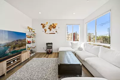 1055 S Serrano Ave 305, Los Angeles, CA 90006 - Photo 2