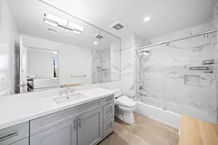 1055 S Serrano Ave 305, Los Angeles, CA 90006 - Photo 16