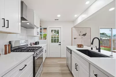 43252 Lindenwood St, Fremont, CA 94538 - Photo 12