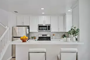 773 Bryn Mawr Ct 51, Mountain View, CA 94043 - Photo 4