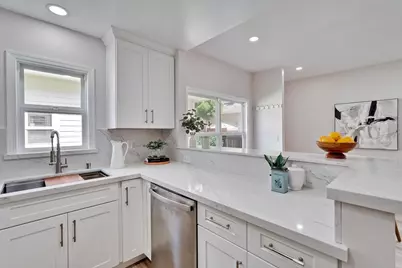 773 Bryn Mawr Ct 51, Mountain View, CA 94043 - Photo 8