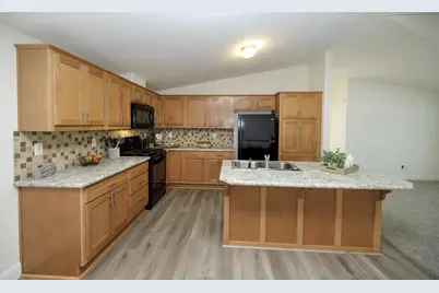 3837 Moana Way 31, Modesto, CA 95355 - Photo 20