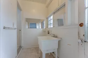 1030 Locust St, San Jose, CA 95110 - Photo 16