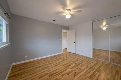 1090 White Dr, Santa Clara, CA 95051 - Photo 16