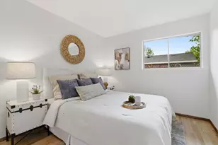 1544 Willowgate Dr, San Jose, CA 95118 - Photo 16