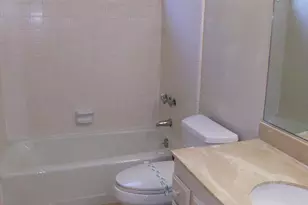 1253 Los Olivos Dr 5, Salinas, CA 93901 - Photo 24