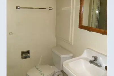 1253 Los Olivos Dr 5, Salinas, CA 93901 - Photo 16