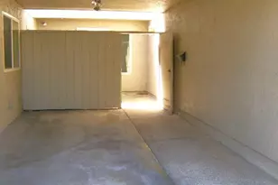 1253 Los Olivos Dr 5, Salinas, CA 93901 - Photo 2