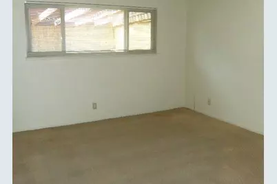 1253 Los Olivos Dr 5, Salinas, CA 93901 - Photo 20