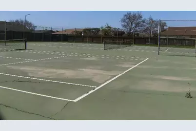 1253 Los Olivos Dr 5, Salinas, CA 93901 - Photo 30