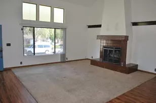 18761 Eisenhower St, Salinas, CA 93906 - Photo 8