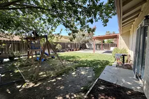 523 Gumwood Ct, Los Banos, CA 93635 - Photo 20