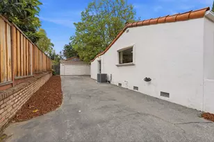 14175 Douglass Ln, Saratoga, CA 95070 - Photo 44