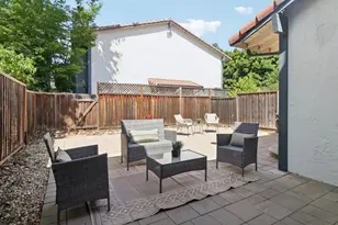 190 Granada Dr, Mountain View, CA 94043 - Photo 30