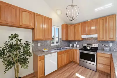 2186 Bikini Ave, San Jose, CA 95122 - Photo 8