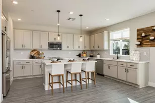 3246 Oak Trl Dr, Manteca, CA 95337 - Photo 2