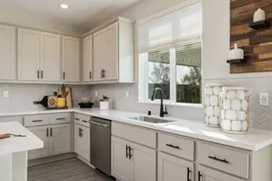 3246 Oak Trl Dr, Manteca, CA 95337 - Photo 4