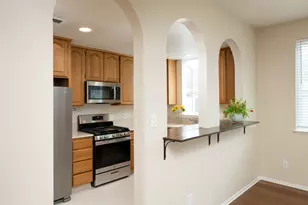 30 Lorton Ave 302, Burlingame, CA 94010 - Photo 8