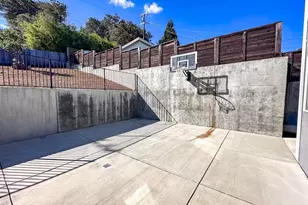 74 Cedar St, San Carlos, CA 94070 - Photo 26