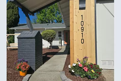 10910 Glen Artney St, Oakland, CA 94605 - Photo 2