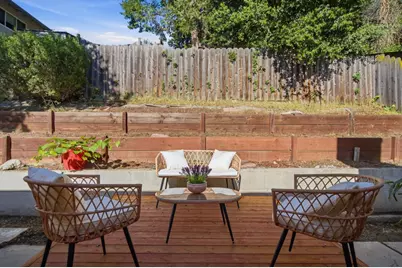 10910 Glen Artney St, Oakland, CA 94605 - Photo 48