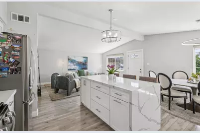1370 Cathay Dr, San Jose, CA 95122 - Photo 14