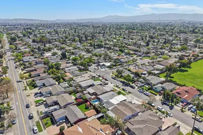 1370 Cathay Dr, San Jose, CA 95122 - Photo 36