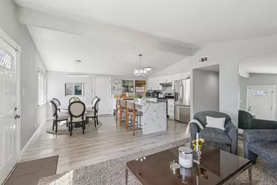 1370 Cathay Dr, San Jose, CA 95122 - Photo 10