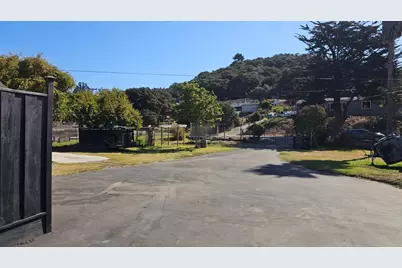 205 Las Lomas Dr, Royal Oaks, CA 95076 - Photo 4