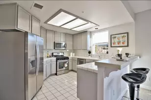 309 Village Cir, Santa Cruz, CA 95060 - Photo 10