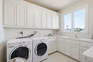 21592 Villa Maria Ct, Cupertino, CA 95014 - Photo 34