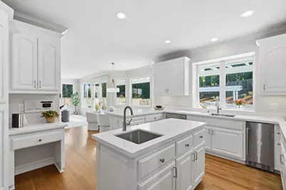 21592 Villa Maria Ct, Cupertino, CA 95014 - Photo 12