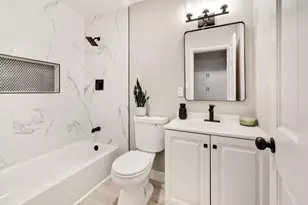 318 Navajo Dr, Salinas, CA 93906 - Photo 14