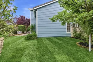 301 St Martin Dr, Redwood City, CA 94065 - Photo 36