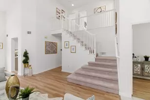 301 St Martin Dr, Redwood City, CA 94065 - Photo 18