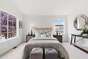 301 St Martin Dr, Redwood City, CA 94065 - Photo 20