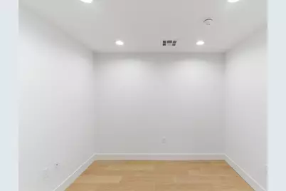 560 El Camino Real 207, San Carlos, CA 94070 - Photo 16