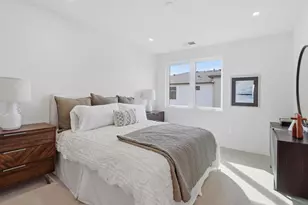 2871 Josephine Ln, Palo Alto, CA 94303 - Photo 16