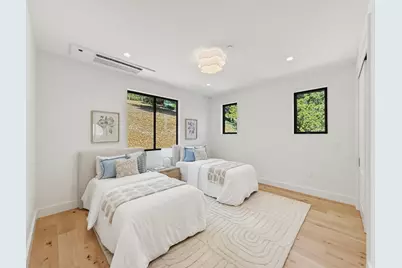 110 Dolton Ave, San Carlos, CA 94070 - Photo 32