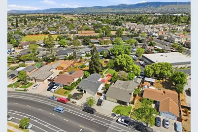 833 Welburn Ave, Gilroy, CA 95020 - Photo 34