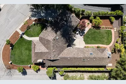 1250 Montclaire Way, Los Altos, CA 94024 - Photo 34