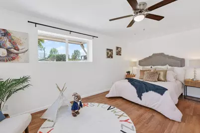 779 Broadmoor Dr, San Jose, CA 95129 - Photo 20