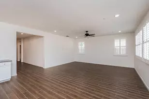 9269 Red Thistle Ct, Sacramento, CA 95829 - Photo 8
