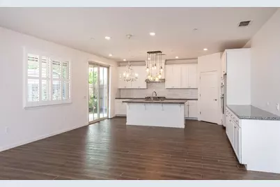 9269 Red Thistle Ct, Sacramento, CA 95829 - Photo 12