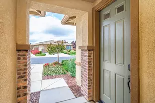 9269 Red Thistle Ct, Sacramento, CA 95829 - Photo 2