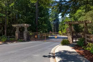 335 Bridlewood Ct, Santa Cruz, CA 95060 - Photo 50