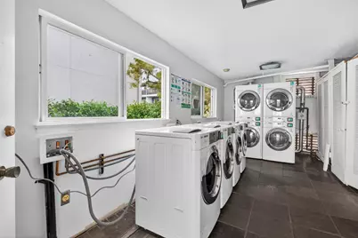 183 Del Medio Ave 310, Mountain View, CA 94040 - Photo 22