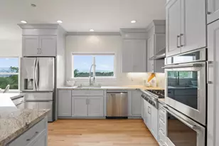 15855 Jackson Oaks Dr, Morgan Hill, CA 95037 - Photo 12