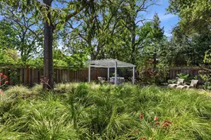 345 Vine St, Menlo Park, CA 94025 - Photo 22